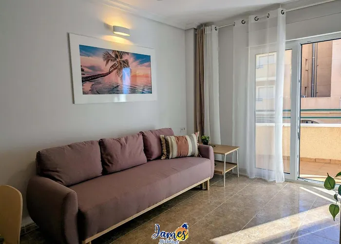 Sunny 2-bed Pool View Cabo Roig Cr110 *